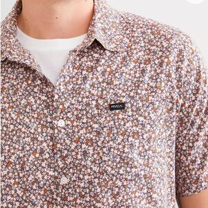 RVCA floral short sleeve button down shirt.  Men’s XL